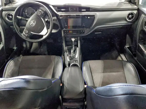2T1BURHE1KC140553 2019 TOYOTA COROLLA - Image 8