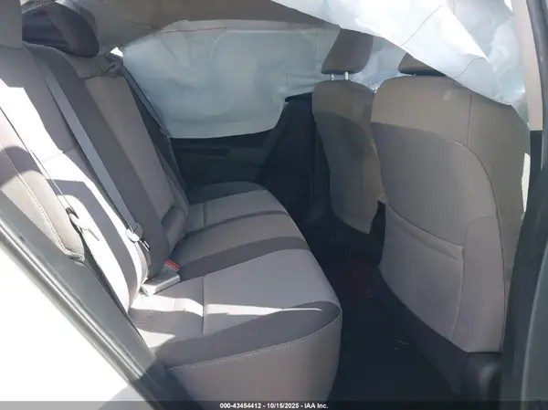 2T1BURHE1KC144960 2019 TOYOTA COROLLA - Image 8
