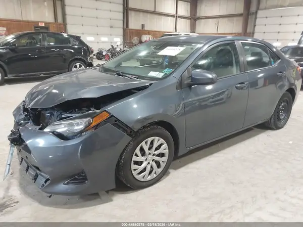 2T1BURHE1KC145459 2019 TOYOTA COROLLA - Image 2