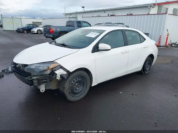 2T1BURHE1KC163721 2019 TOYOTA COROLLA - Image 2