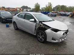 2T1BURHE1KC171043 2019 TOYOTA COROLLA