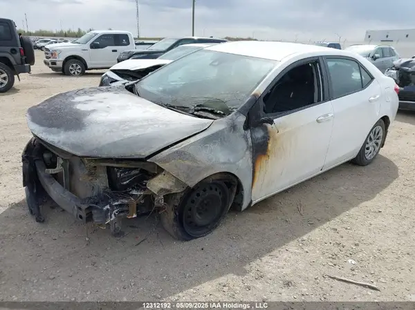 2T1BURHE1KC175206 2019 TOYOTA COROLLA - Image 2
