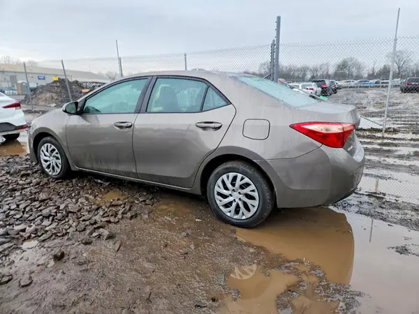 2T1BURHE1KC176078 2019 TOYOTA COROLLA - Image 2
