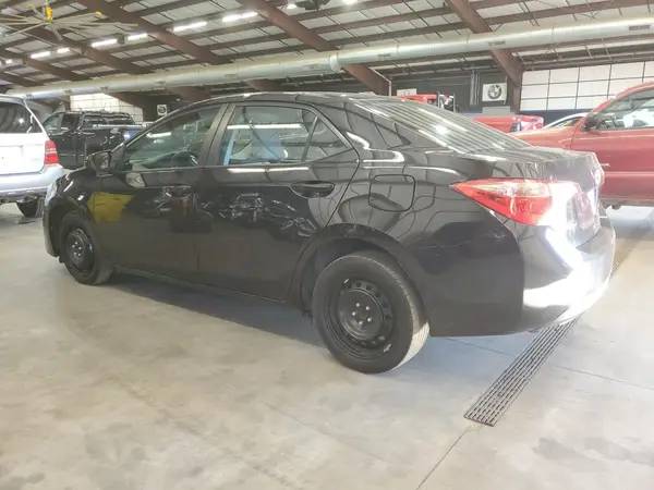 2T1BURHE1KC187761 2019 TOYOTA COROLLA - Image 2