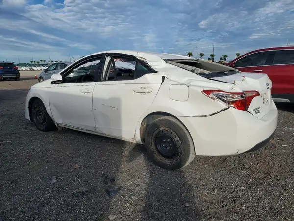 2T1BURHE1KC190143 2019 TOYOTA COROLLA - Image 2