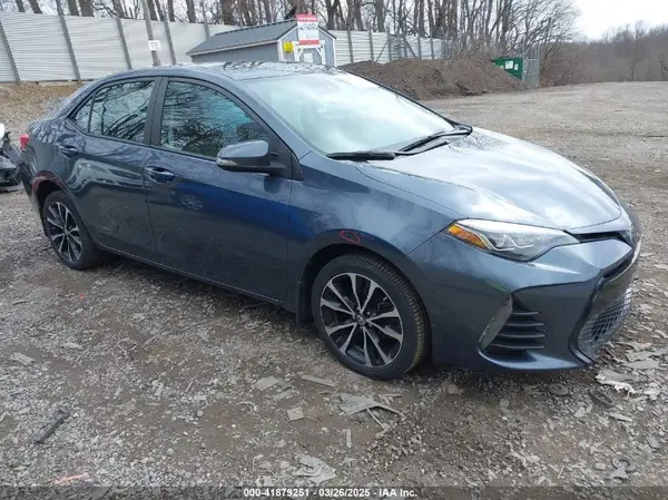 2T1BURHE1KC200699 2019 TOYOTA COROLLA - Image 1