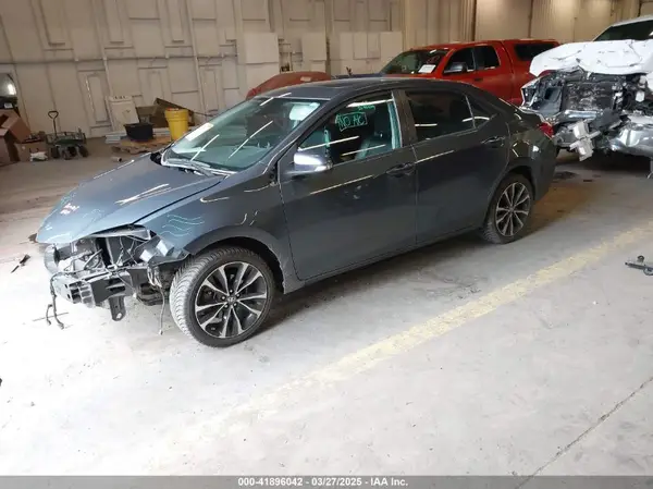 2T1BURHE1KC204994 2019 TOYOTA COROLLA - Image 2