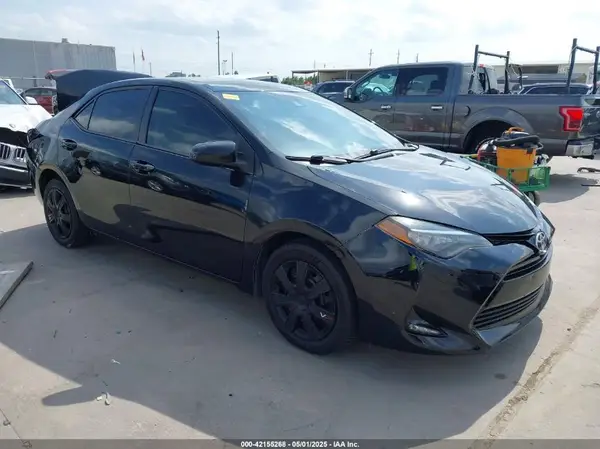 2T1BURHE1KC212688 2019 TOYOTA COROLLA - Image 1