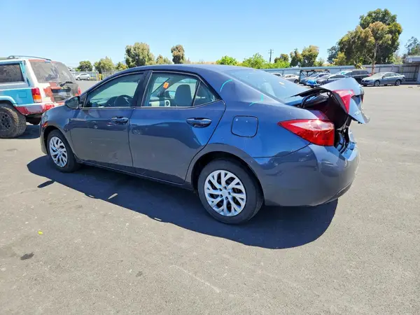 2T1BURHE1KC215896 2019 TOYOTA COROLLA - Image 2