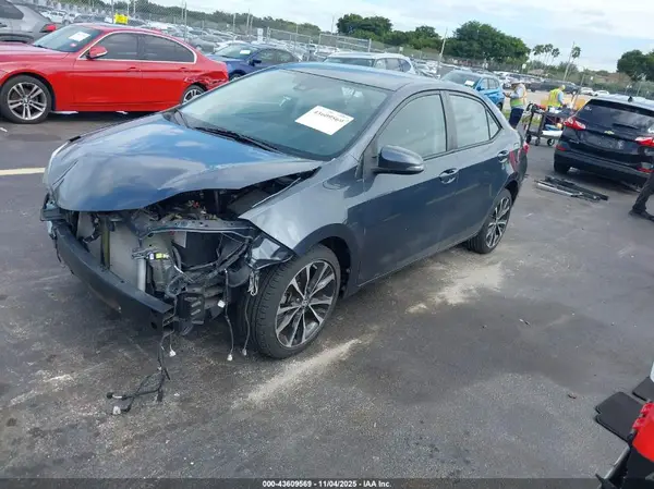 2T1BURHE1KC217065 2019 TOYOTA COROLLA - Image 2