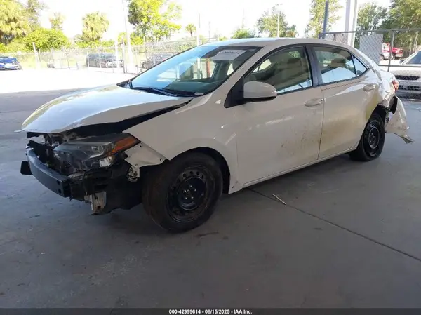 2T1BURHE1KC223397 2019 TOYOTA COROLLA - Image 2
