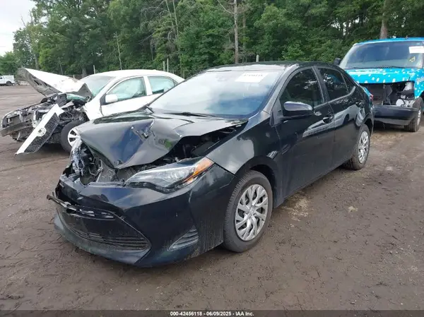 2T1BURHE1KC232004 2019 TOYOTA COROLLA - Image 2