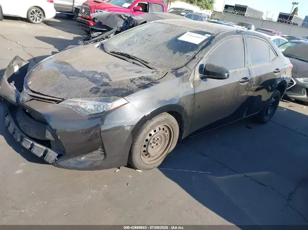 2T1BURHE1KC236585 2019 TOYOTA COROLLA - Image 2