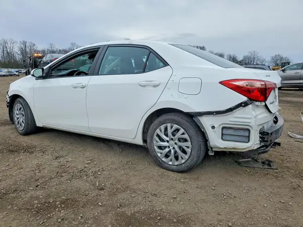 2T1BURHE1KC238160 2019 TOYOTA COROLLA - Image 2