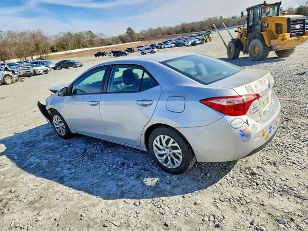 2T1BURHE1KC240703 2019 TOYOTA COROLLA - Image 2