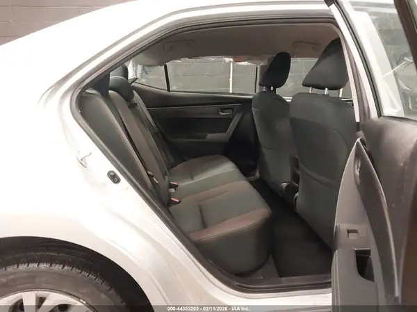 2T1BURHE1KC242001 2019 TOYOTA COROLLA - Image 8