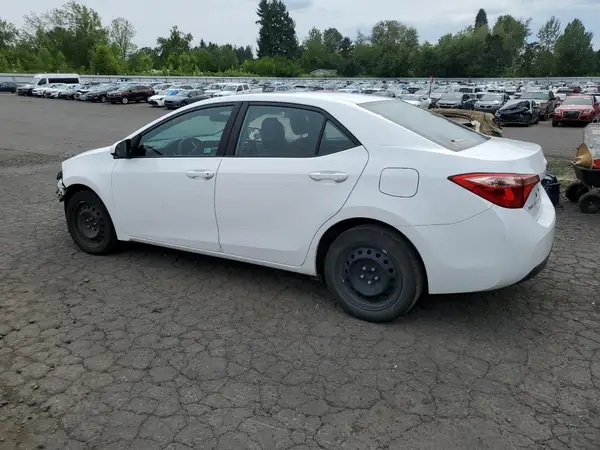 2T1BURHE1KC243505 2019 TOYOTA COROLLA - Image 2