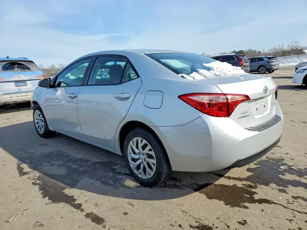 2T1BURHE1KC245397 2019 TOYOTA COROLLA - Image 2
