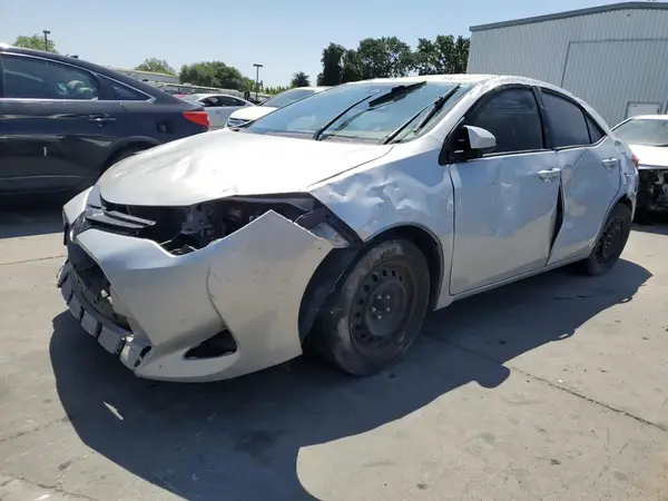 2T1BURHE1KC246727 2019 TOYOTA COROLLA - Image 1