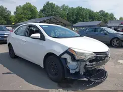 2T1BURHE2GC502137 2016 TOYOTA COROLLA