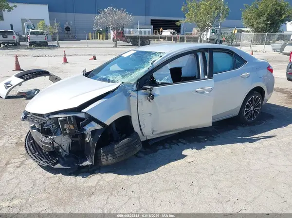 2T1BURHE2GC563147 2016 TOYOTA COROLLA - Image 2