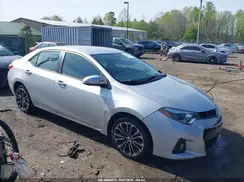 2T1BURHE2GC585603 2016 TOYOTA COROLLA
