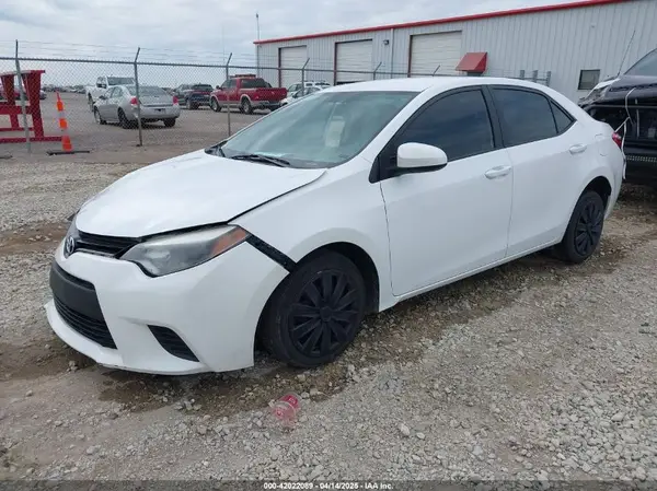 2T1BURHE2GC723804 2016 TOYOTA COROLLA - Image 2