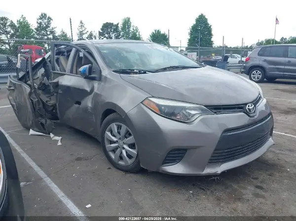 2T1BURHE2GC744040 2016 TOYOTA COROLLA - Image 1