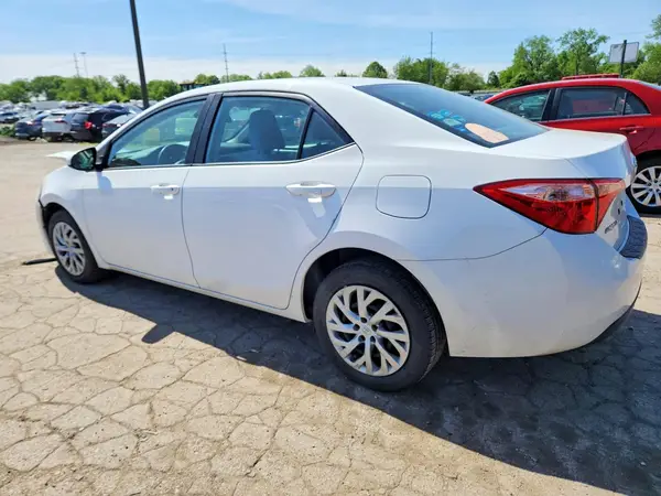 2T1BURHE2HC755458 2017 TOYOTA COROLLA - Image 2