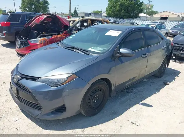 2T1BURHE2HC755847 2017 TOYOTA COROLLA - Image 2