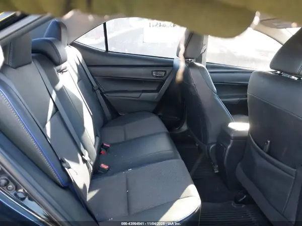 2T1BURHE2HC757579 2017 TOYOTA COROLLA - Image 8