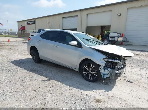 2T1BURHE2HC758621 2017 TOYOTA COROLLA - Image 1