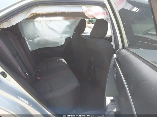 2T1BURHE2HC758621 2017 TOYOTA COROLLA - Image 8