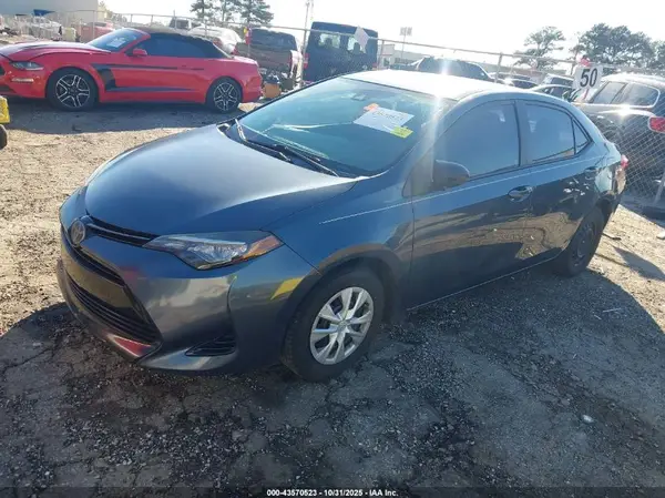 2T1BURHE2HC766413 2017 TOYOTA COROLLA - Image 2