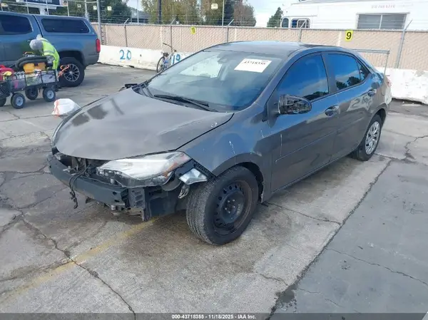 2T1BURHE2HC766721 2017 TOYOTA COROLLA - Image 2