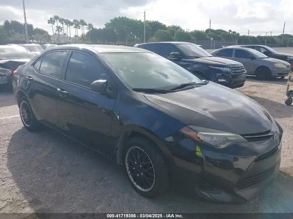 2T1BURHE2HC778688 2017 TOYOTA COROLLA - Image 1