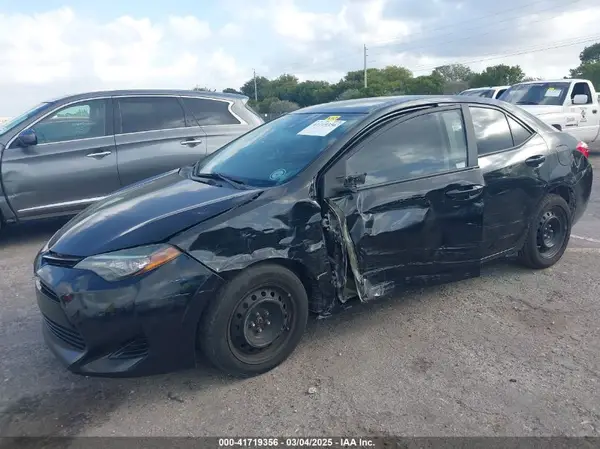 2T1BURHE2HC778688 2017 TOYOTA COROLLA - Image 2