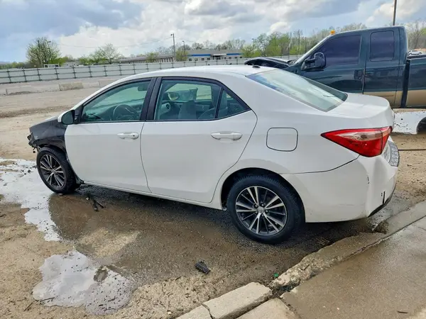 2T1BURHE2HC781509 2017 TOYOTA COROLLA - Image 2
