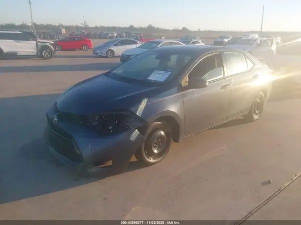 2T1BURHE2HC795426 2017 TOYOTA COROLLA - Image 2