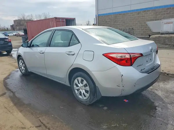 2T1BURHE2HC796561 2017 TOYOTA COROLLA - Image 2