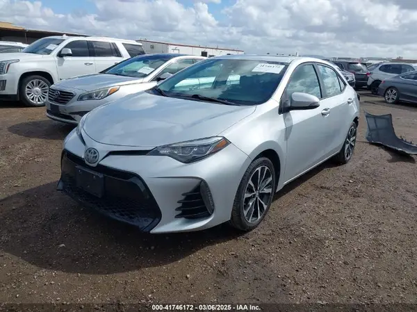 2T1BURHE2HC797001 2017 TOYOTA COROLLA - Image 2