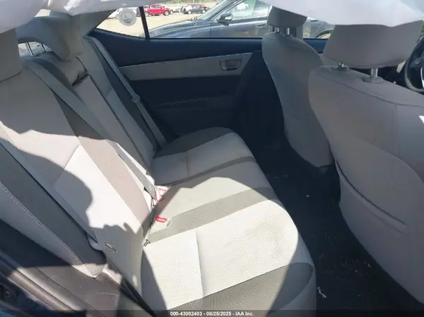 2T1BURHE2HC801595 2017 TOYOTA COROLLA - Image 8