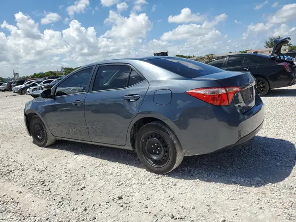 2T1BURHE2HC802763 2017 TOYOTA COROLLA - Image 2