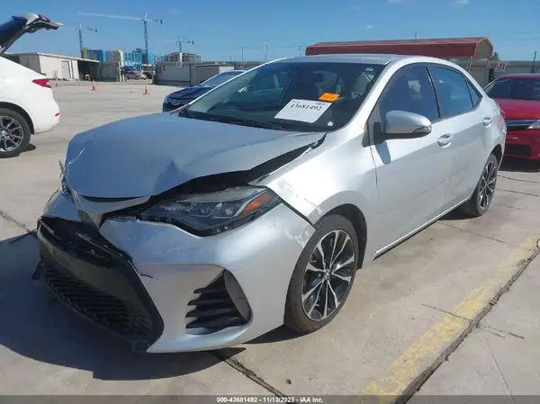 2T1BURHE2HC805825 2017 TOYOTA COROLLA - Image 2