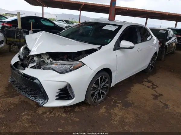 2T1BURHE2HC806652 2017 TOYOTA COROLLA - Image 2