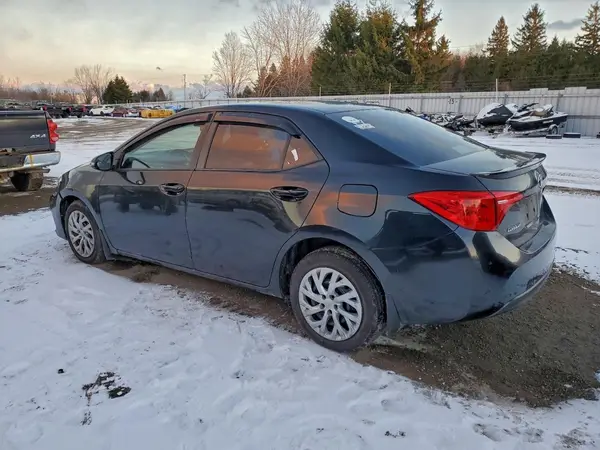 2T1BURHE2HC808045 2017 TOYOTA COROLLA - Image 2
