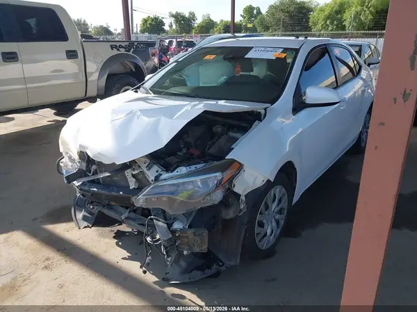 2T1BURHE2HC808224 2017 TOYOTA COROLLA - Image 2