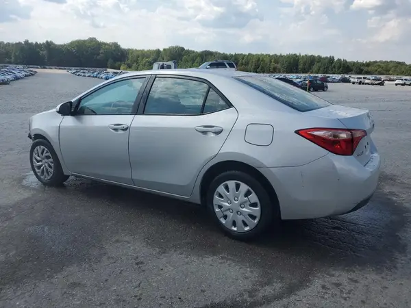 2T1BURHE2HC811737 2017 TOYOTA COROLLA - Image 2
