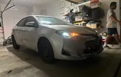 2T1BURHE2HC811947 2017 TOYOTA COROLLA