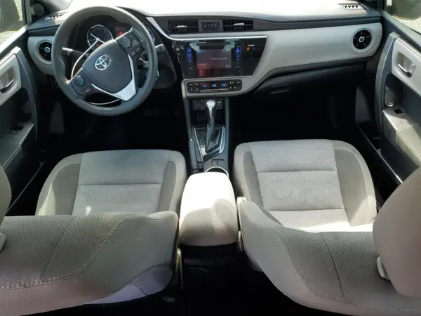 2T1BURHE2HC813651 2017 TOYOTA COROLLA - Image 8